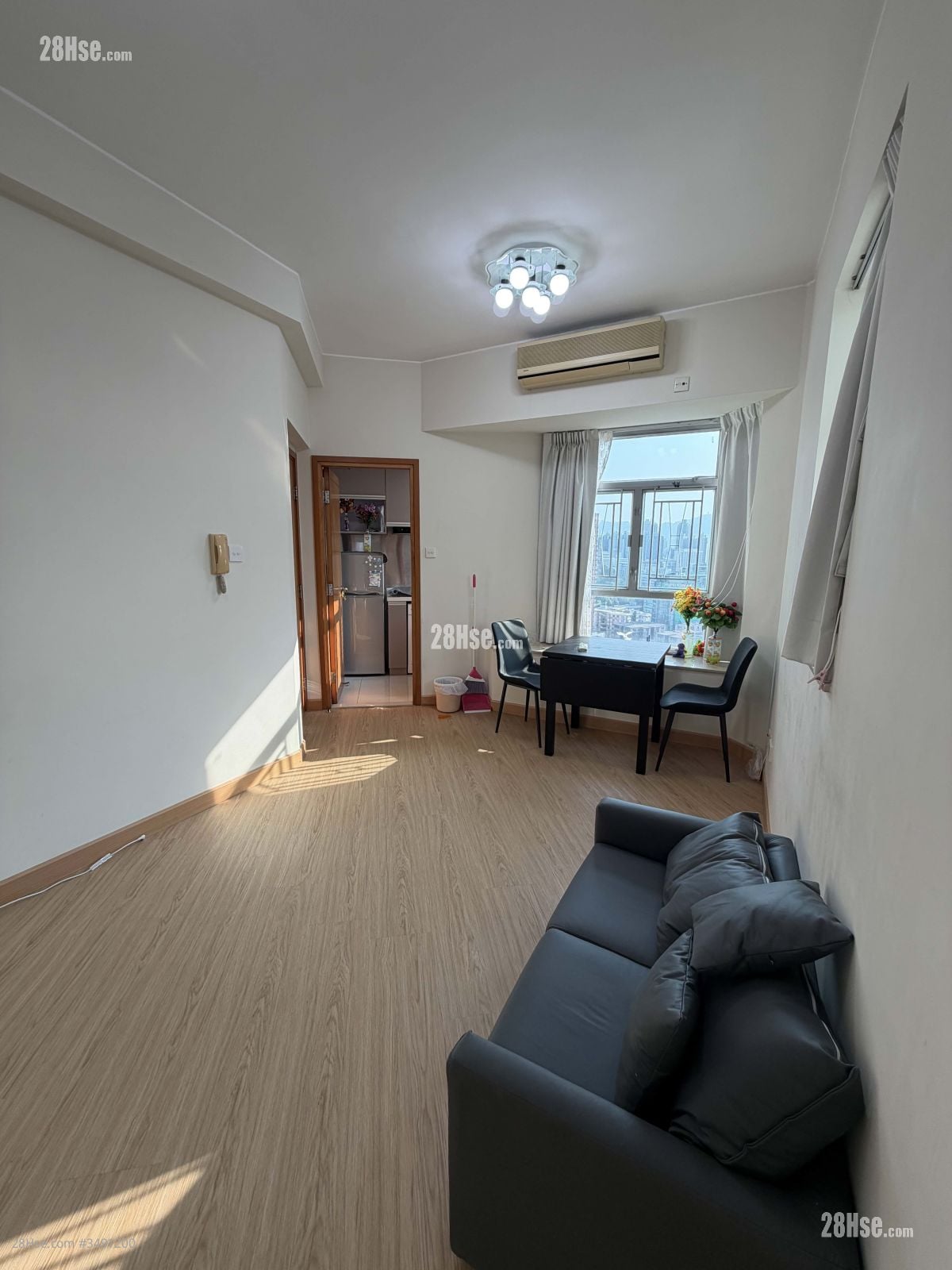 成龙居 售盘 1 房 , 1 浴室 316 平方尺