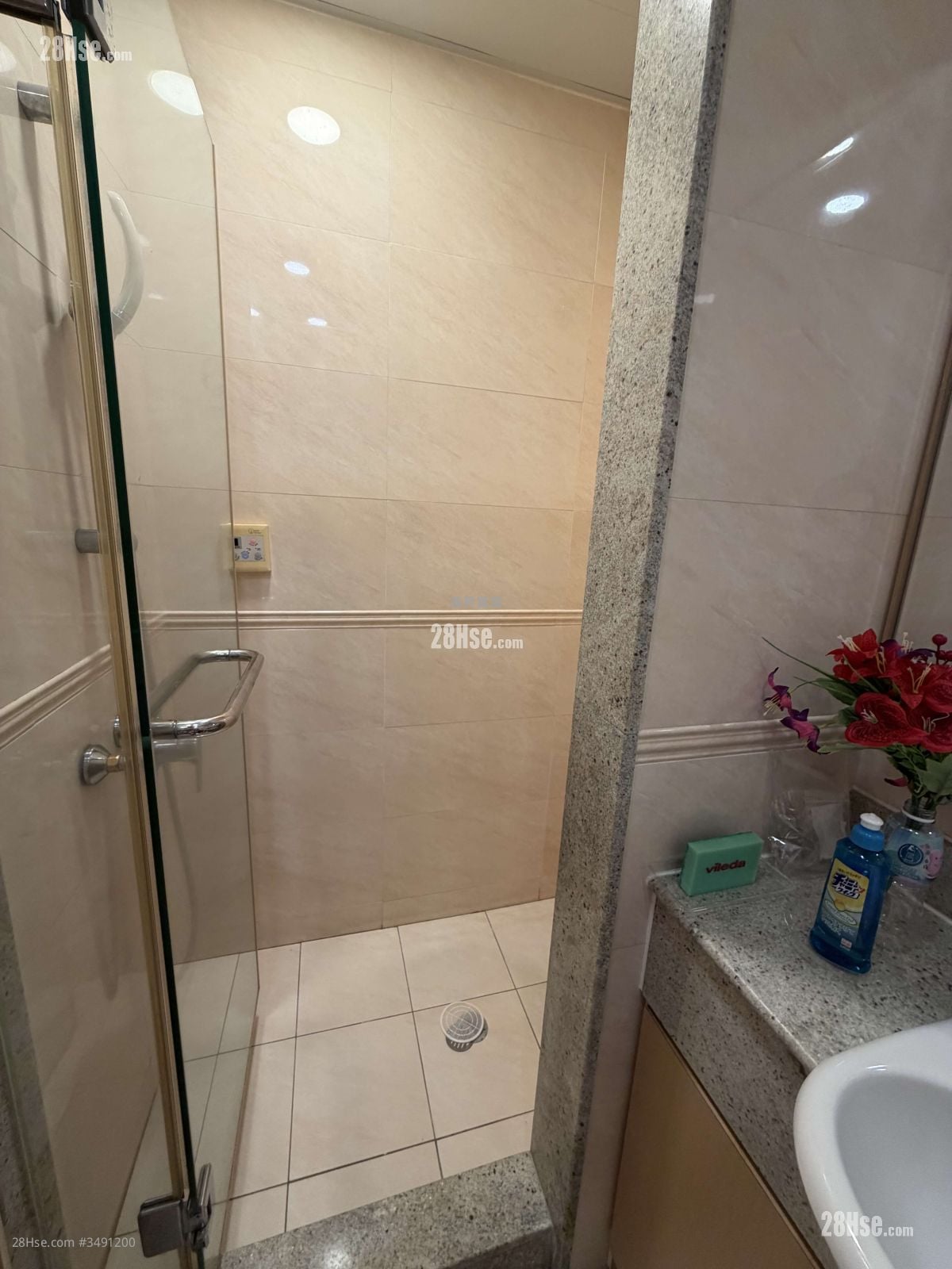 成龙居 售盘 1 房 , 1 浴室 316 平方尺