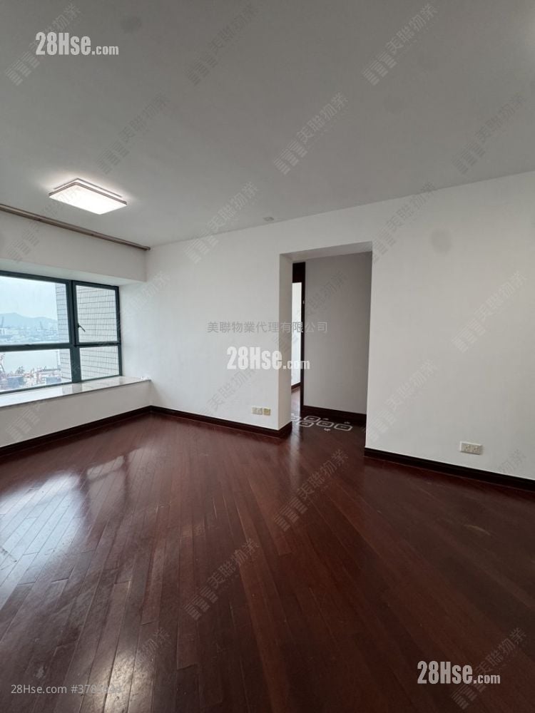 The Long Beach Sell 2 Bedrooms , 1 Bathroom 556 ft²