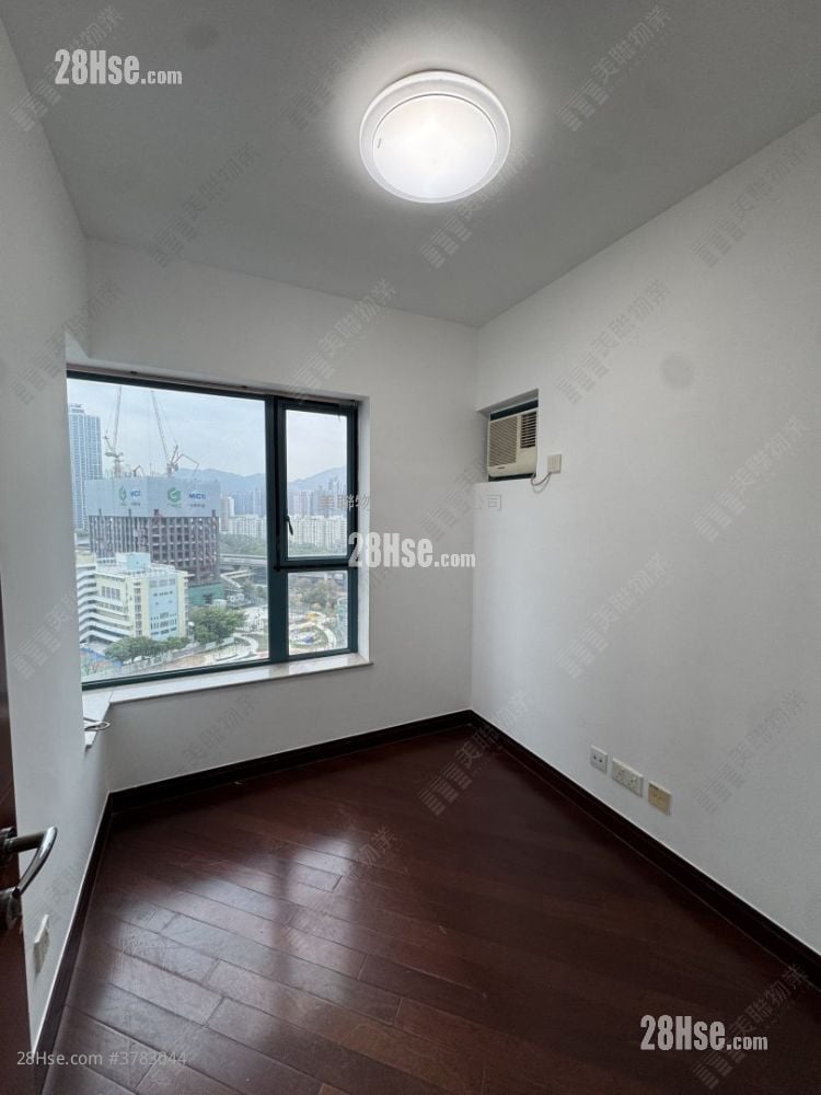 The Long Beach Sell 2 Bedrooms , 1 Bathroom 556 ft²