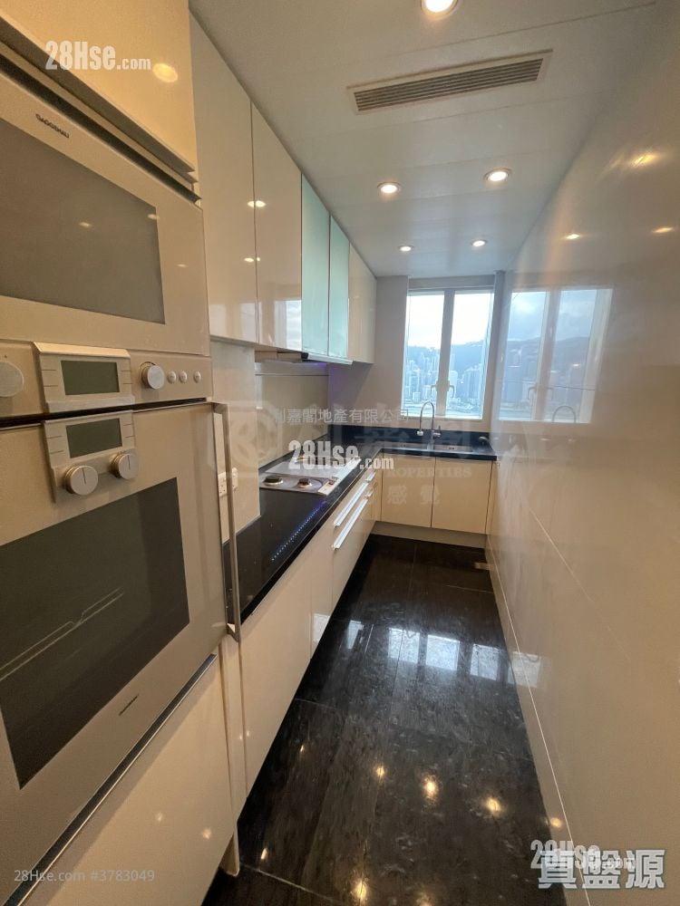 The Masterpiece Rental 3 Bedrooms , 2 Bathrooms 1,182 ft²