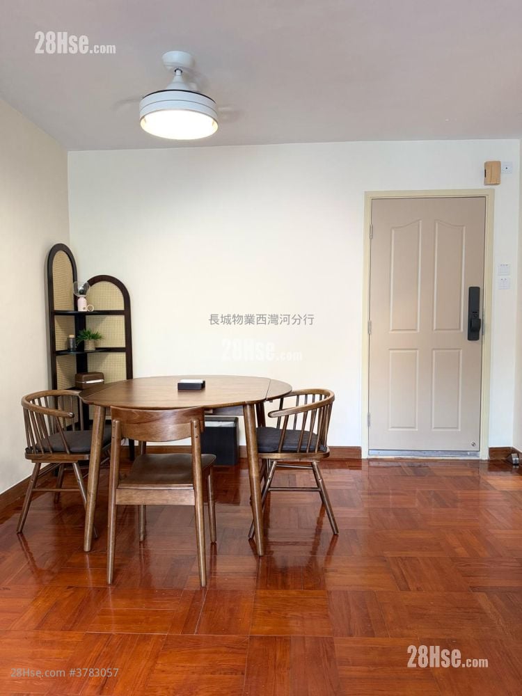 Tung Hei Court Sell 541 ft²