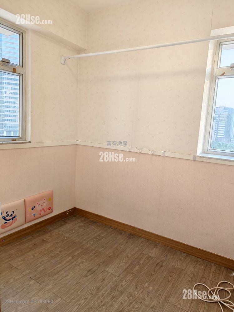 Kwai Cheung Building Rental 2 Bedrooms , 1 Bathroom 338 ft²