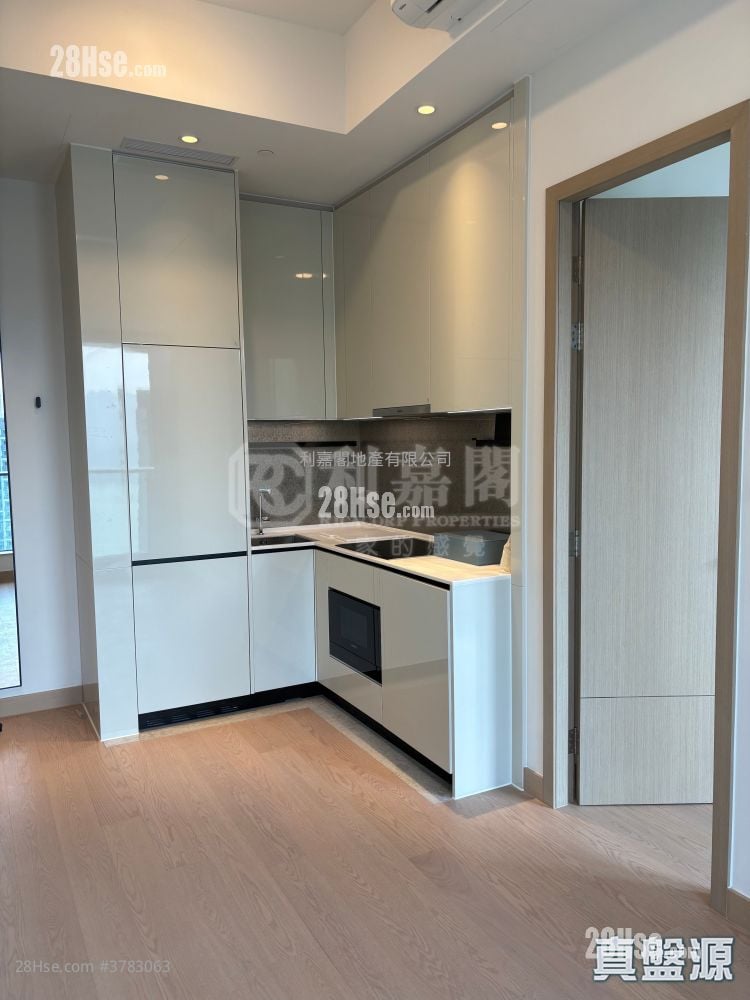 Seasons Place 租盘 1 房 , 1 浴室 330 平方尺