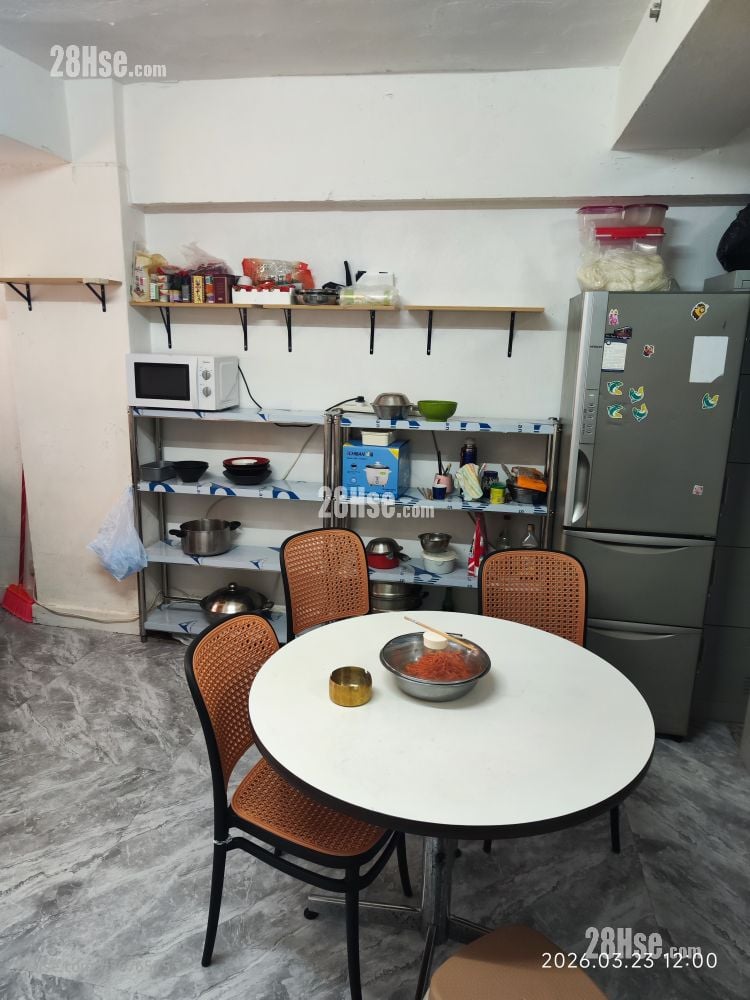 南昌街汝州街交界/ 租盘 开放式间隔 , 3 浴室 500 平方尺