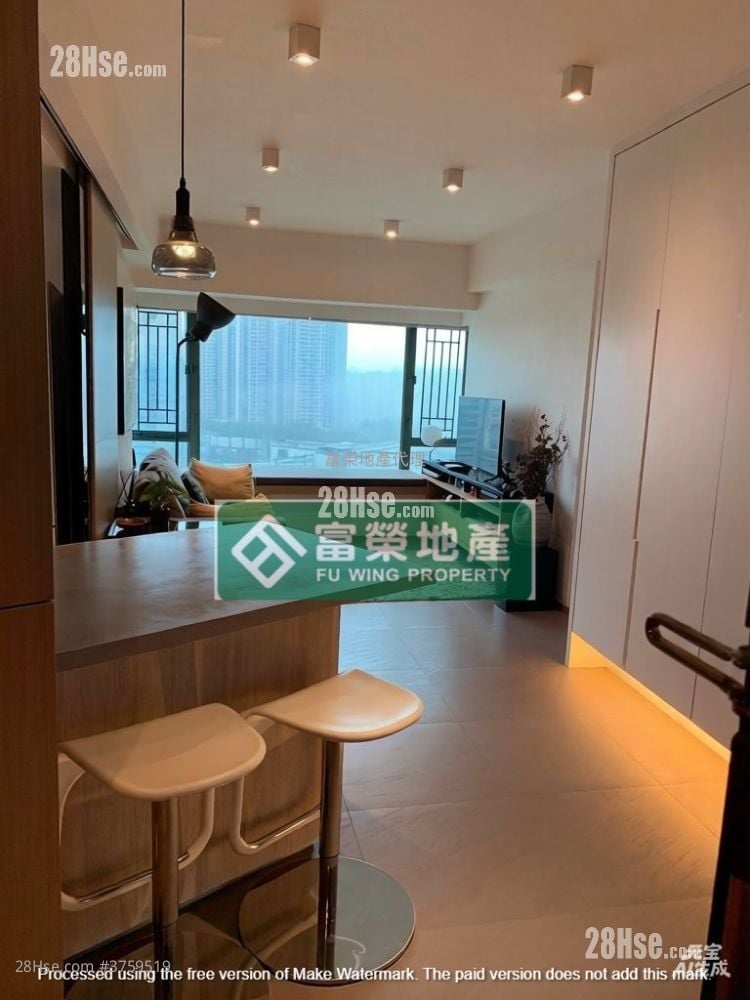 Island Harbourview Sell 2 Bedrooms , 1 Bathroom 490 ft²