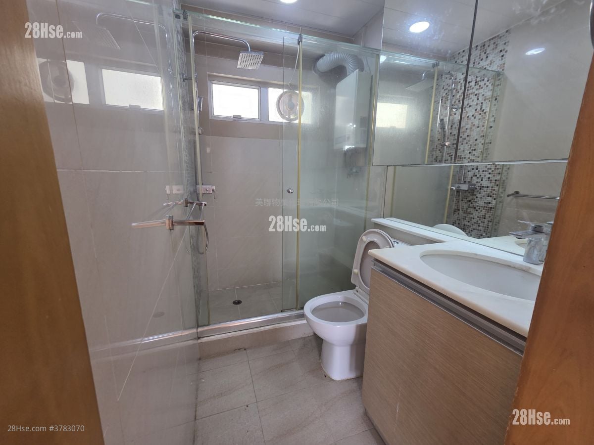 美孚新邨 售盘 3 房 , 2 浴室 914 平方尺