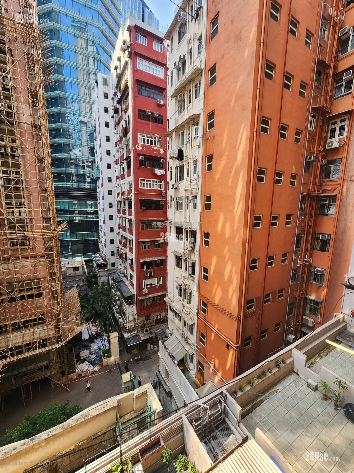 Everwin Mansion Rental 2 Bedrooms , 1 Bathroom 368 ft²