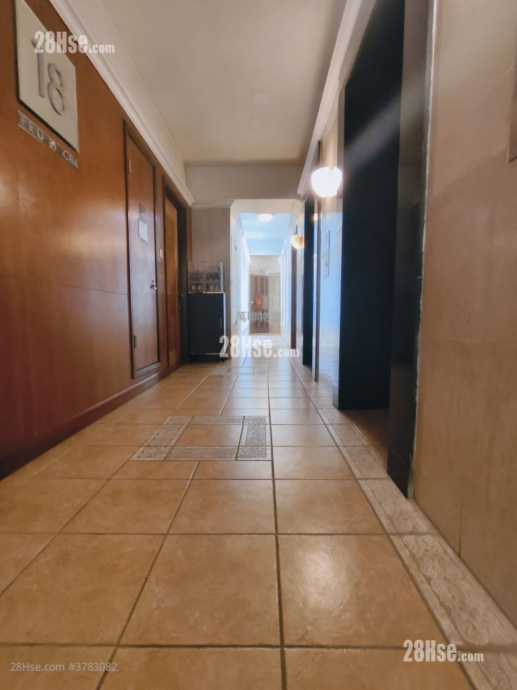 Sunrise Villa Sell 3 Bedrooms , 2 Bathrooms 534 ft²