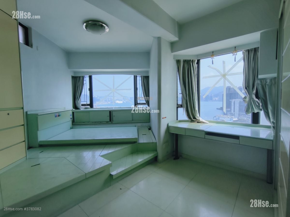 Sunrise Villa Sell 3 Bedrooms , 2 Bathrooms 534 ft²