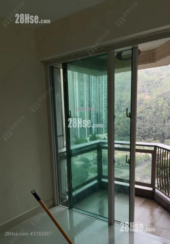 领凯 售盘 3 房 675 平方尺