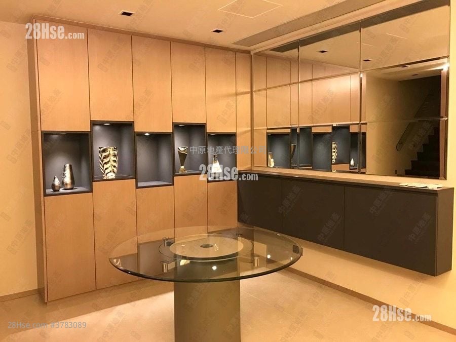 La Mansion Sell 4 Bedrooms , 5+ Bathrooms 1,614 ft²