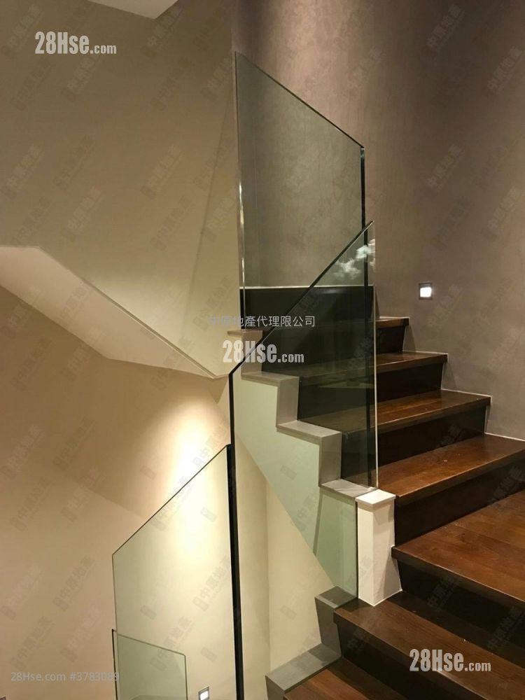 La Mansion Sell 4 Bedrooms , 5+ Bathrooms 1,614 ft²