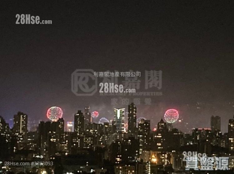 One Mayfair Sell 3 Bedrooms 2,155 ft²