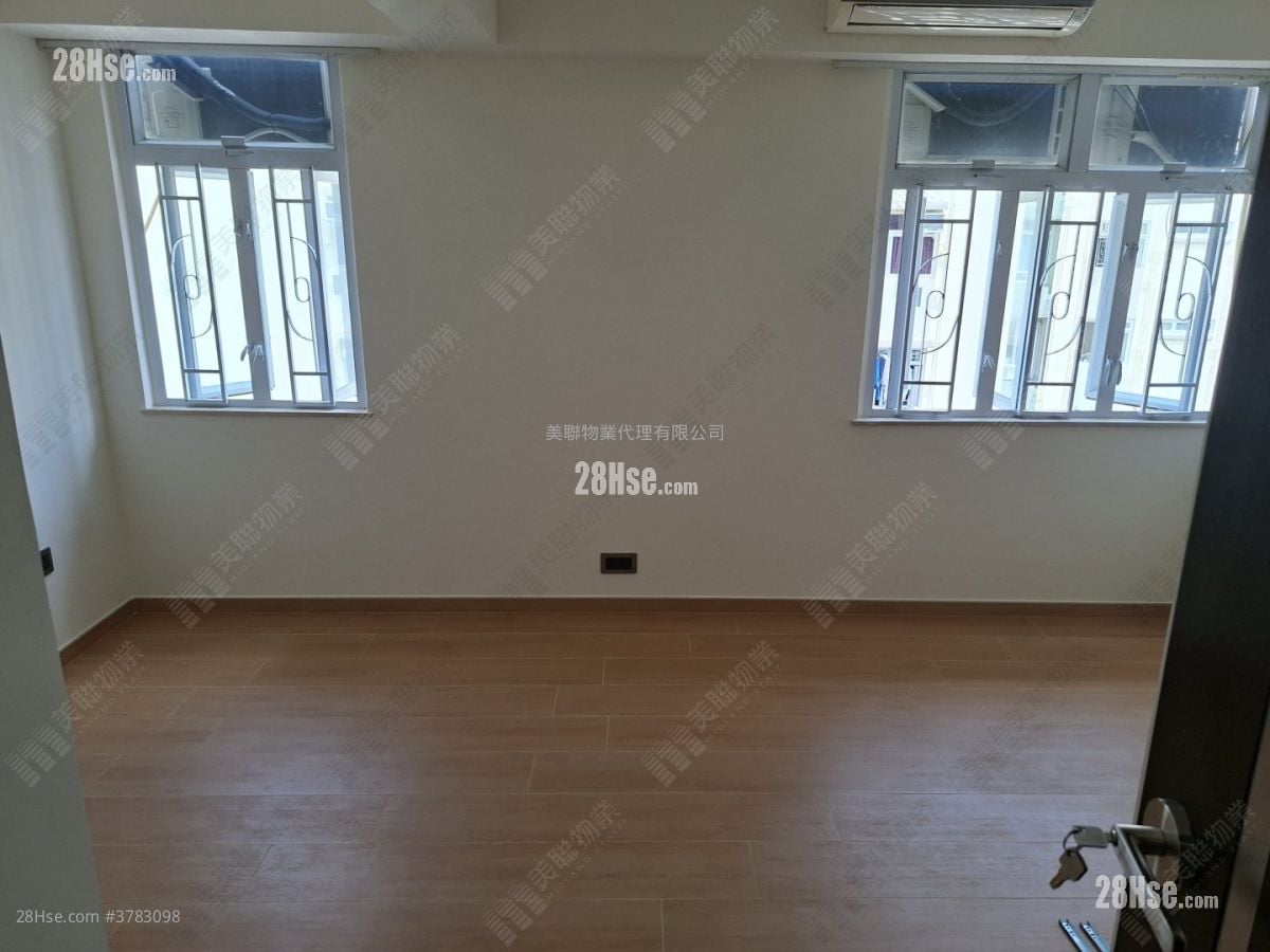 美孚新邨 租盘 3 房 , 2 浴室 856 平方尺