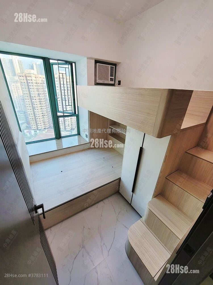 New Haven Sell 2 Bedrooms 530 ft²