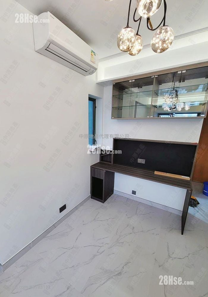 New Haven Sell 2 Bedrooms 530 ft²