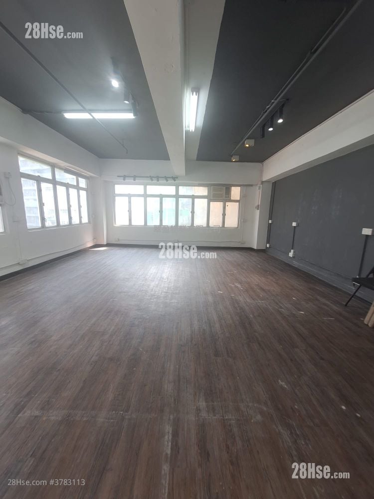 Yip Win Factory Building Rental 500 ft²