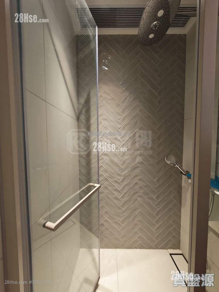 雨后 租盘 1 房 , 1 浴室 372 平方尺