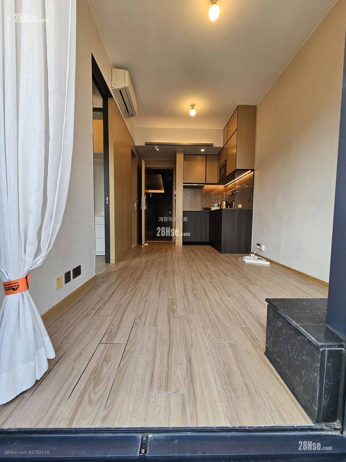 Cetus Square Mile Rental 1 Bedroom , 1 Bathroom 308 ft²