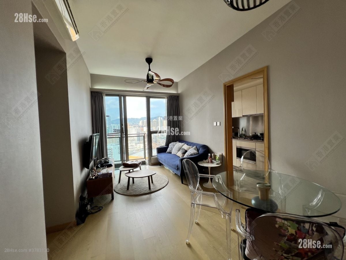 Grand Austin Rental 2 Bedrooms , 2 Bathrooms 580 ft²