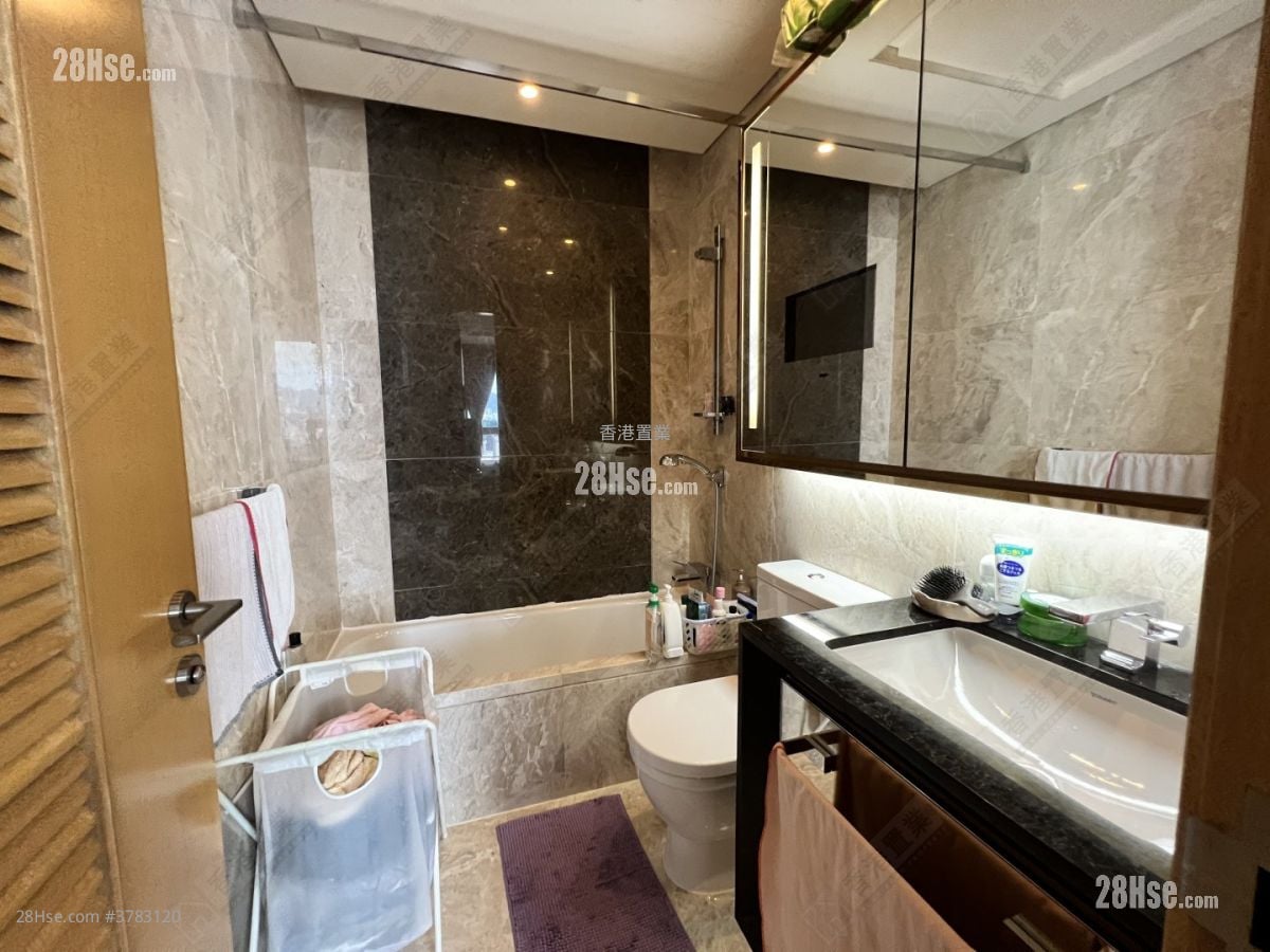 Grand Austin Rental 2 Bedrooms , 2 Bathrooms 580 ft²