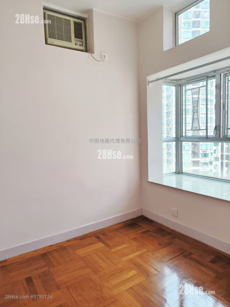 愉景新城 租盘 582 平方尺