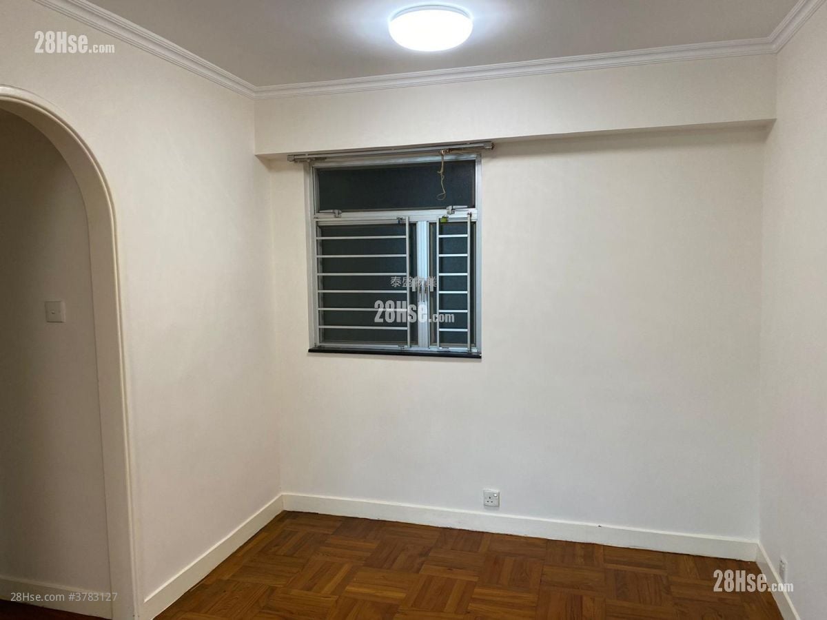 康山花园 租盘 431 平方尺