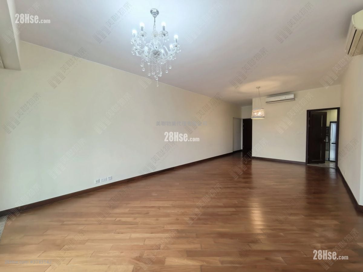 The Palazzo Sell 4 Bedrooms 1,444 ft²