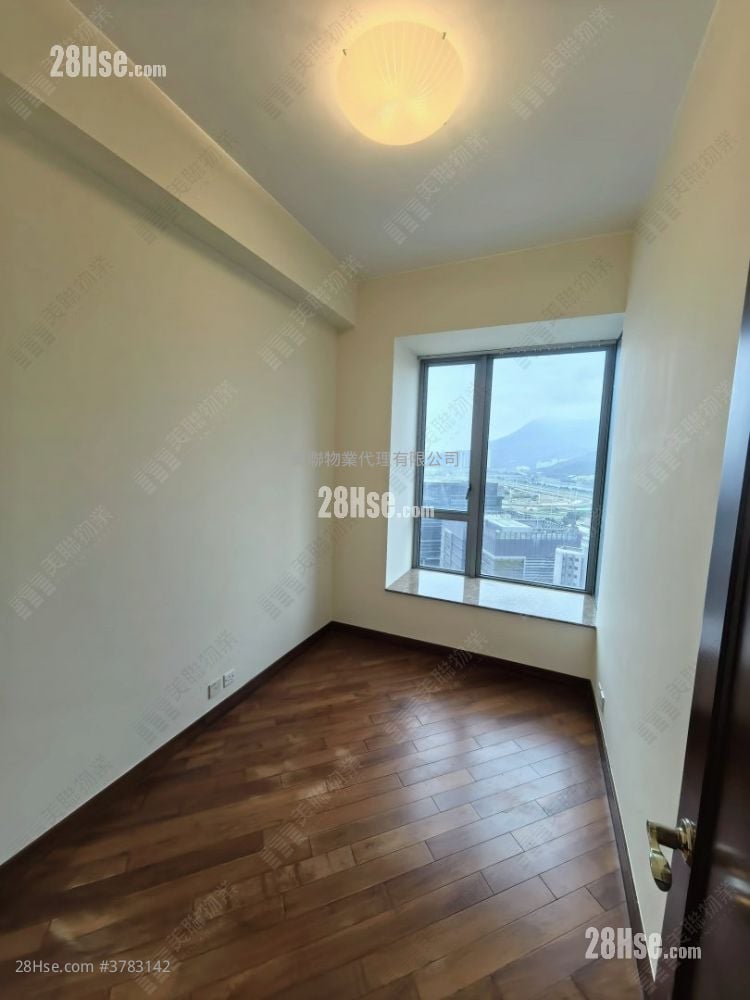 The Palazzo Sell 4 Bedrooms 1,444 ft²