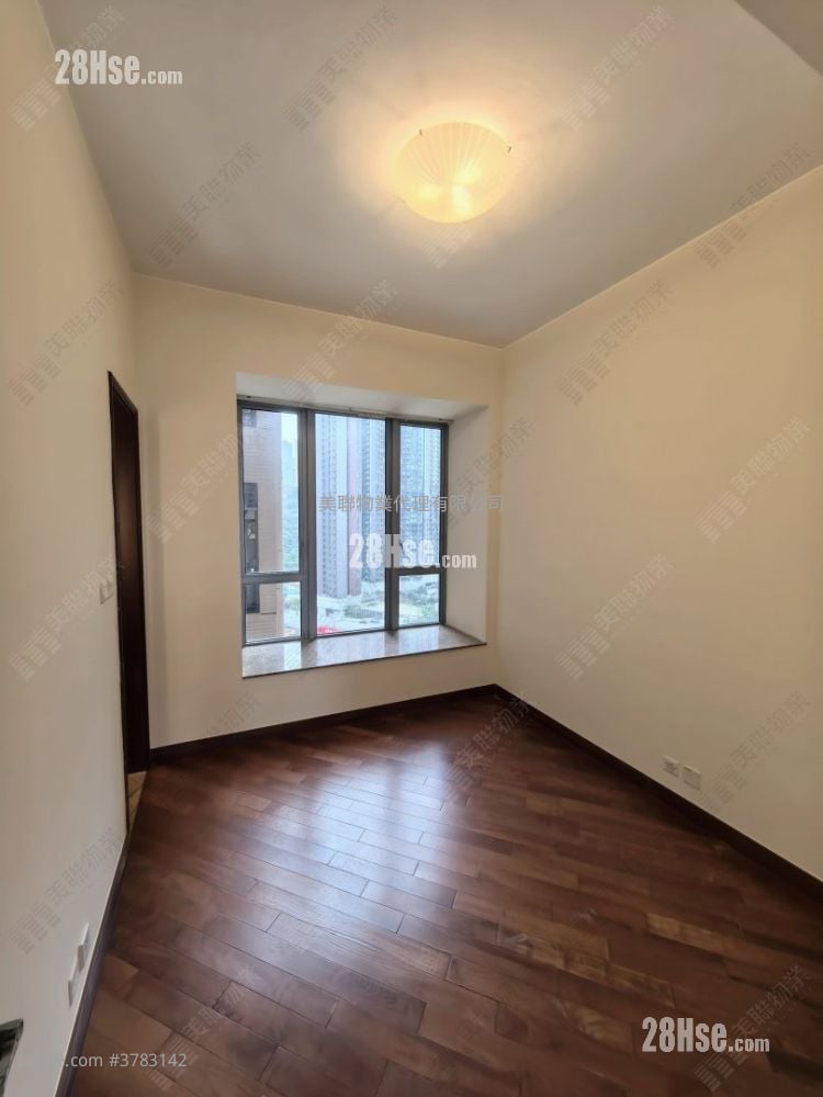 The Palazzo Sell 4 Bedrooms 1,444 ft²