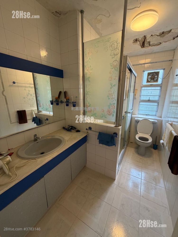 Julimount Garden Sell 3 Bedrooms , 3 Bathrooms 1,592 ft²