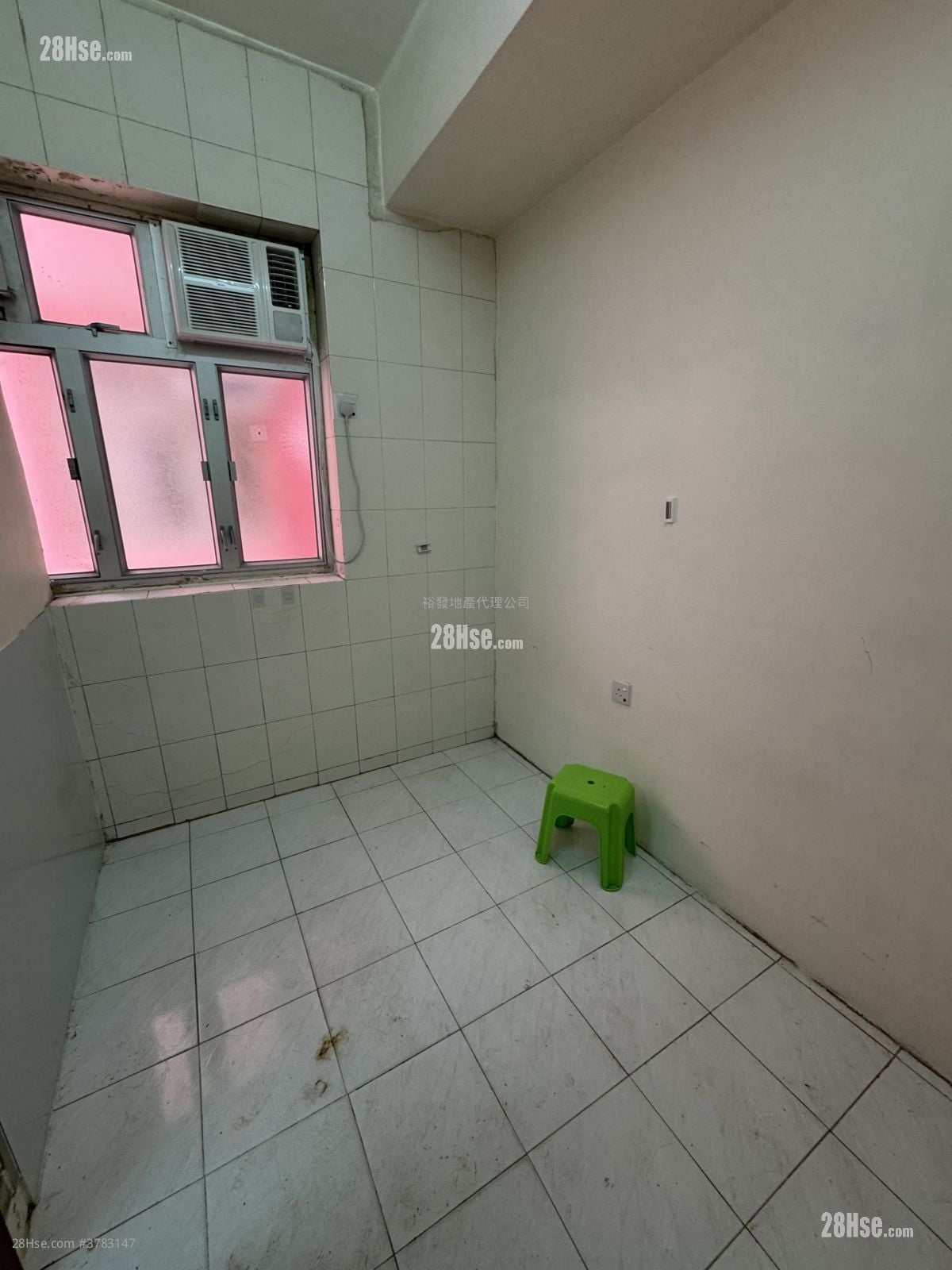 中美楼 售盘 488 平方尺