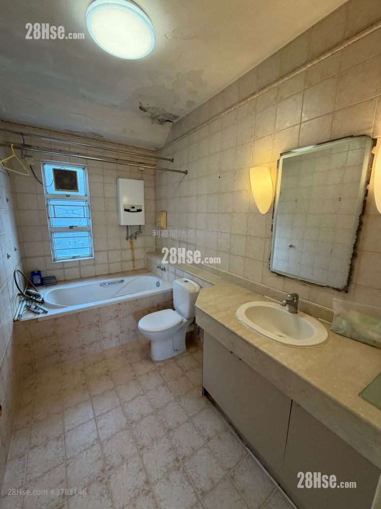 Julimount Garden Sell 3 Bedrooms , 3 Bathrooms 1,592 ft²