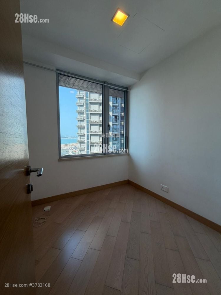 Century Link Rental 2 Bedrooms , 1 Bathroom 463 ft²