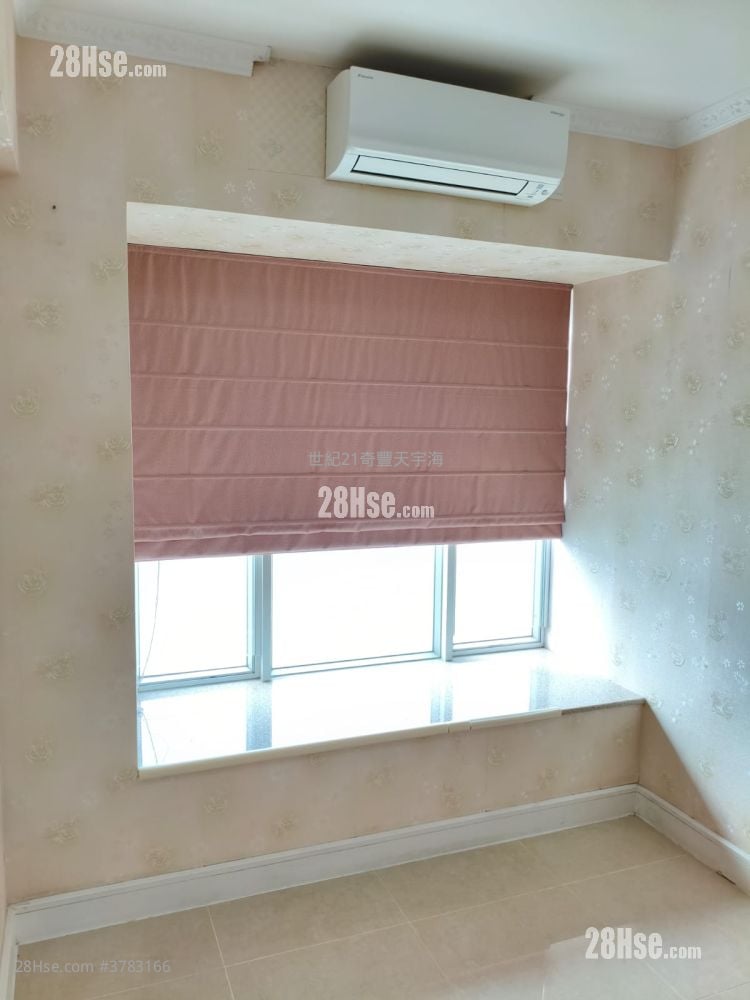 Oceanaire Rental 3 Bedrooms , 2 Bathrooms 797 ft²