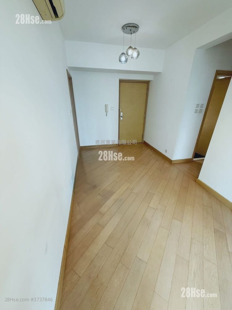 Yoho Midtown Rental 2 Bedrooms , 1 Bathroom 443 ft²