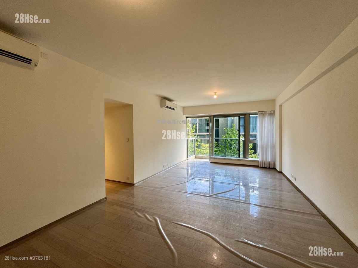 Mount Regalia Sell 4 Bedrooms 1,616 ft²