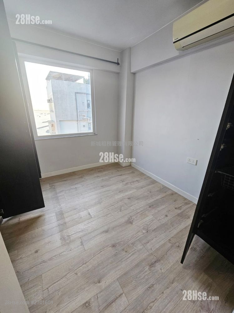 Seaview Garden Rental 2 Bedrooms , 1 Bathroom 810 ft²