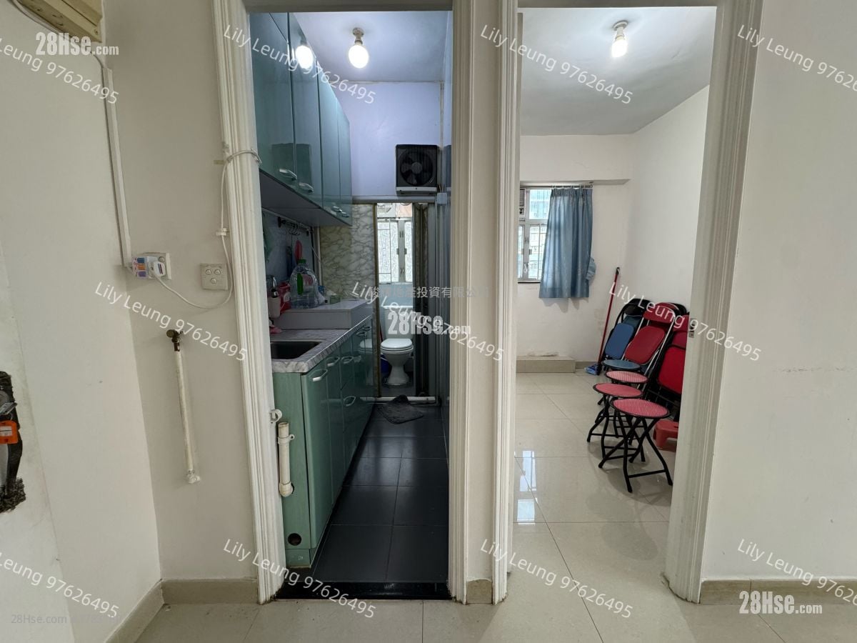 Bell House Rental 2 Bedrooms , 1 Bathroom 473 ft²