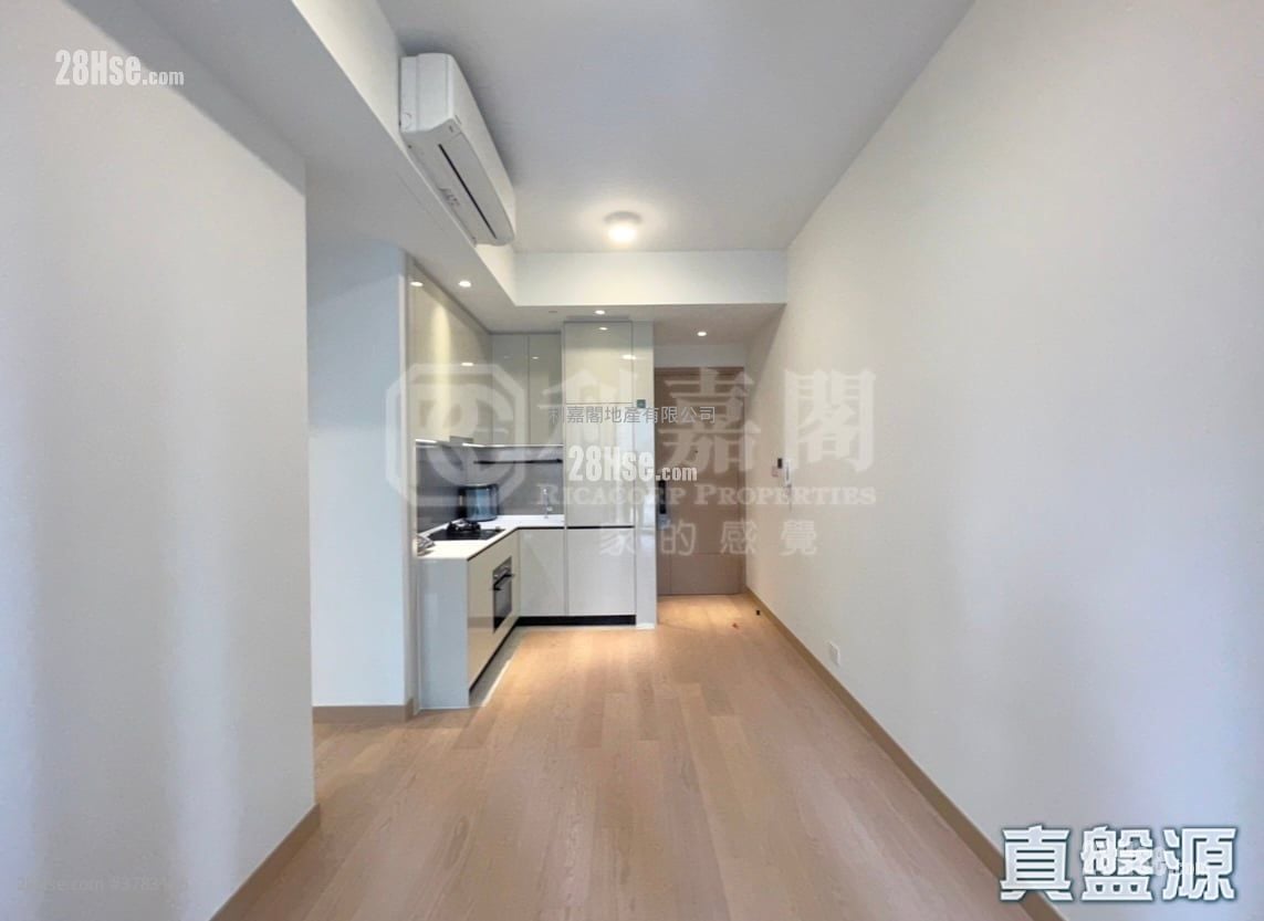 Seasons Place 租盘 2 房 , 1 浴室 441 平方尺