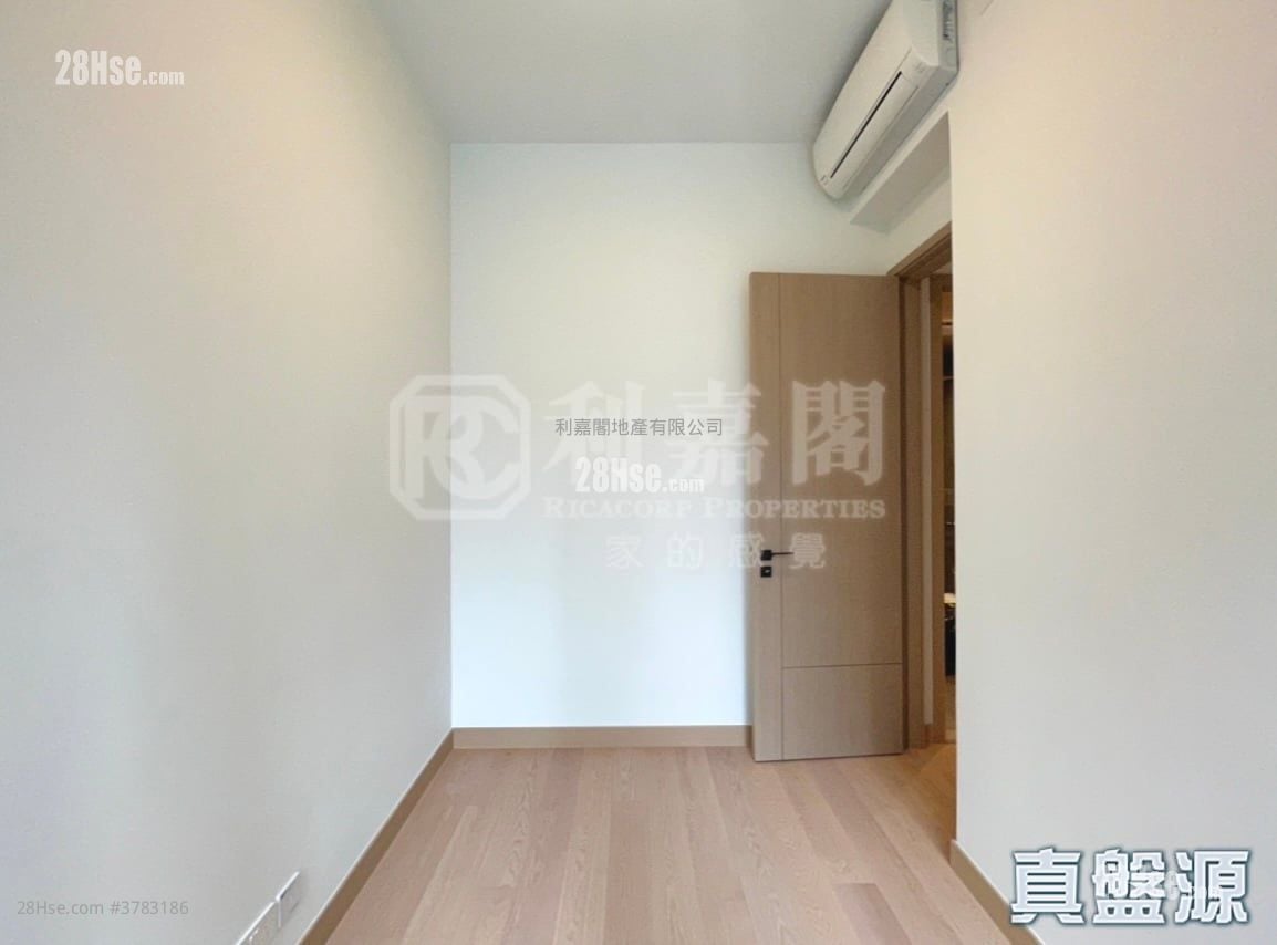 Seasons Place 租盘 2 房 , 1 浴室 441 平方尺