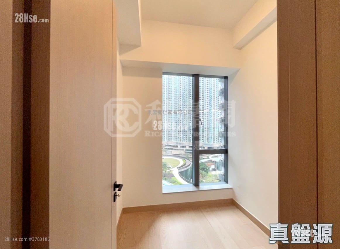 Seasons Place 租盘 2 房 , 1 浴室 441 平方尺