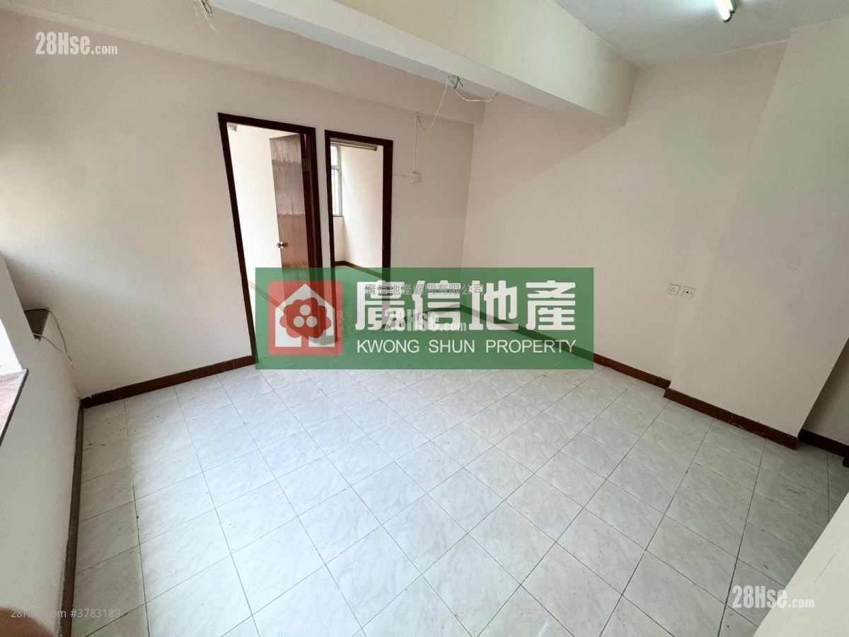 Yuen King Building Sell 2 Bedrooms , 1 Bathroom 474 ft²