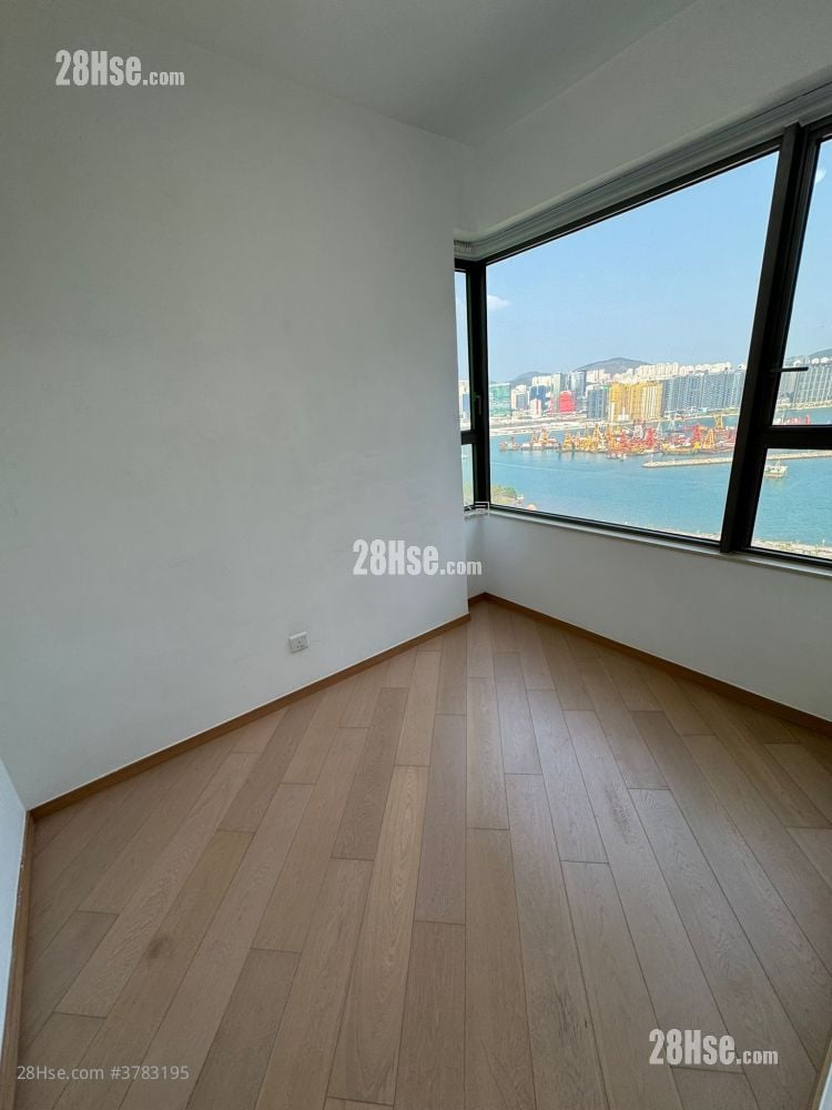 环海东岸 租盘 2 房 329 平方尺
