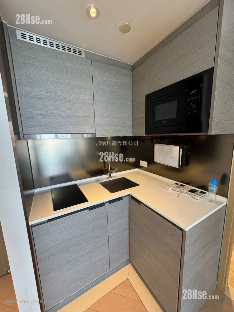 环海东岸 租盘 2 房 329 平方尺