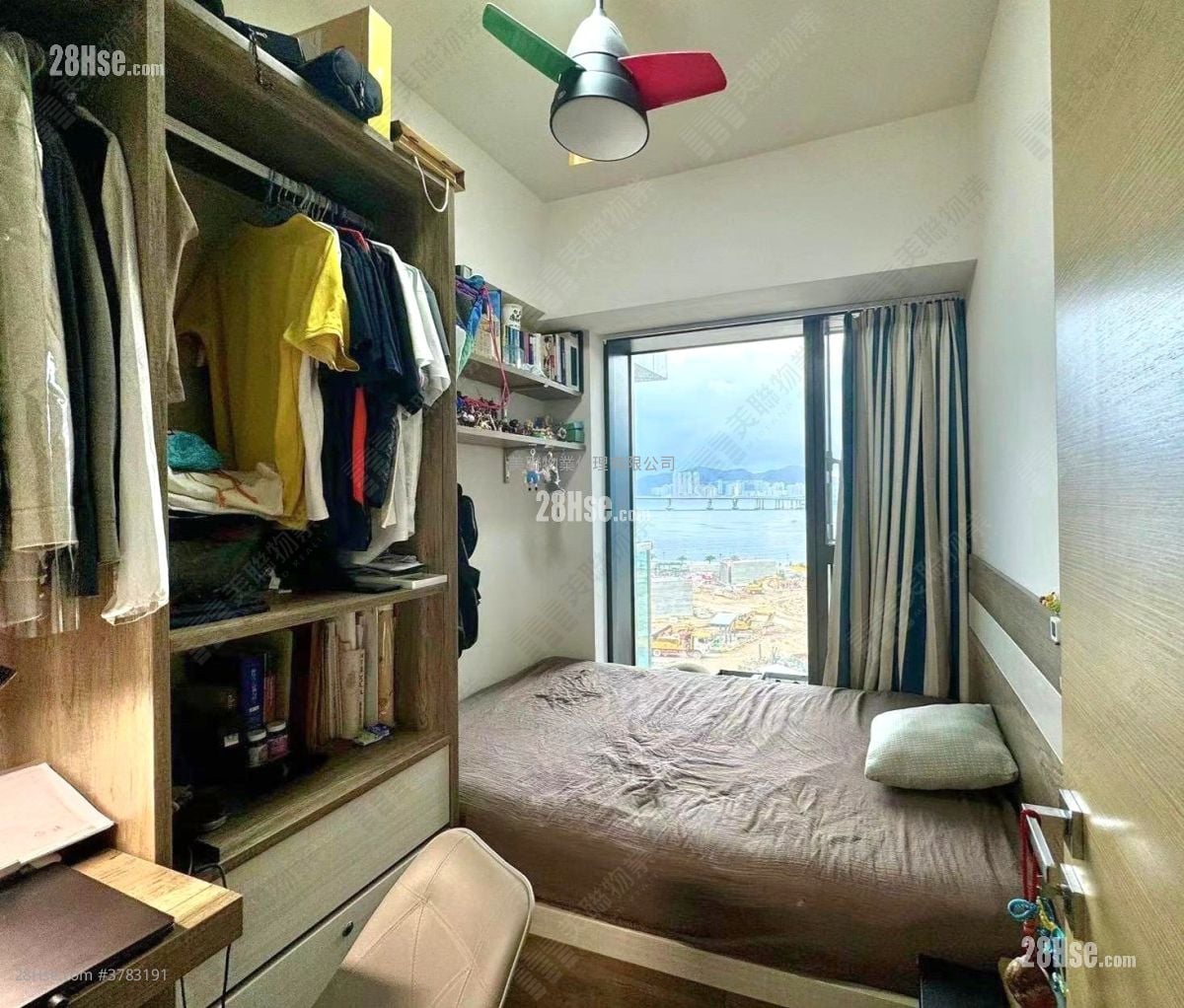 The Wings Sell 4 Bedrooms , 2 Bathrooms 977 ft²