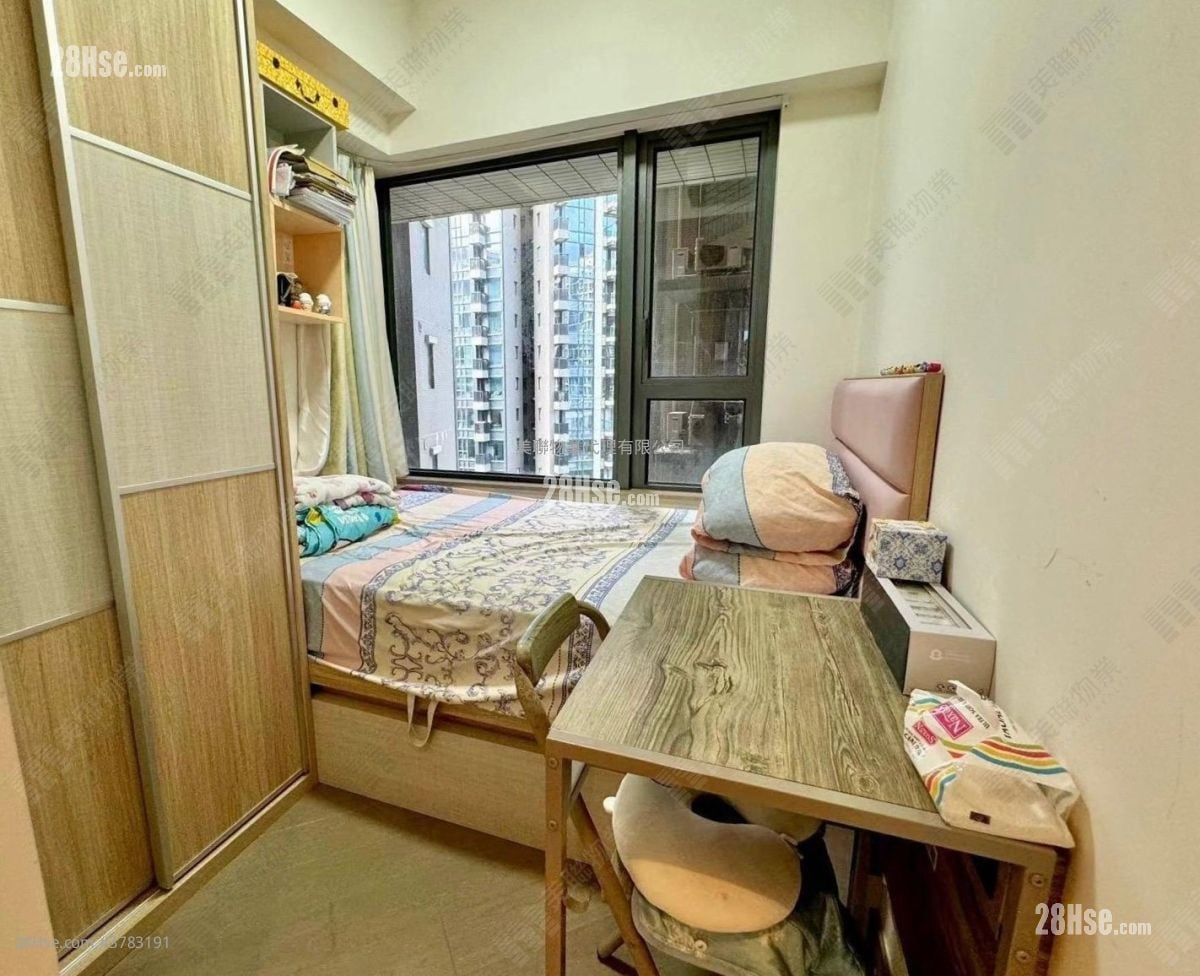 The Wings Sell 4 Bedrooms , 2 Bathrooms 977 ft²