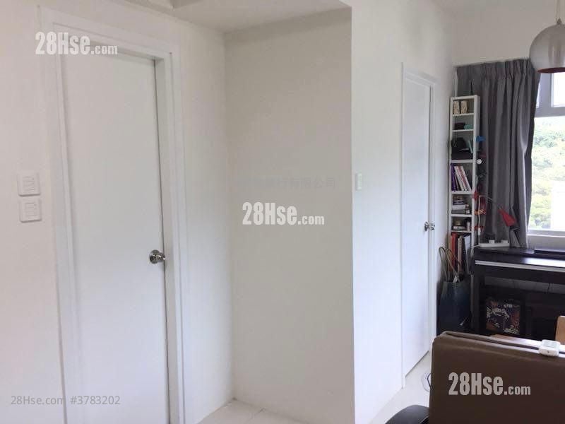 Golden Lion Garden Sell 285 ft²