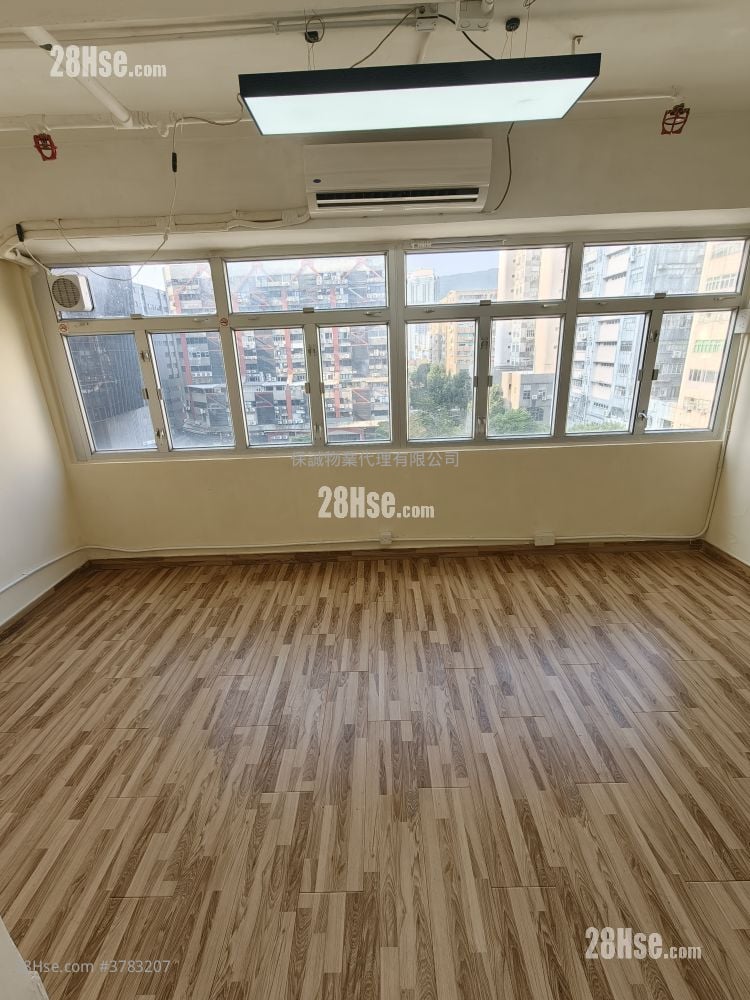 合力工业中心 租盘 185 平方尺